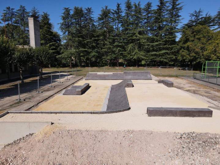 Skatepark en construction, Montayral