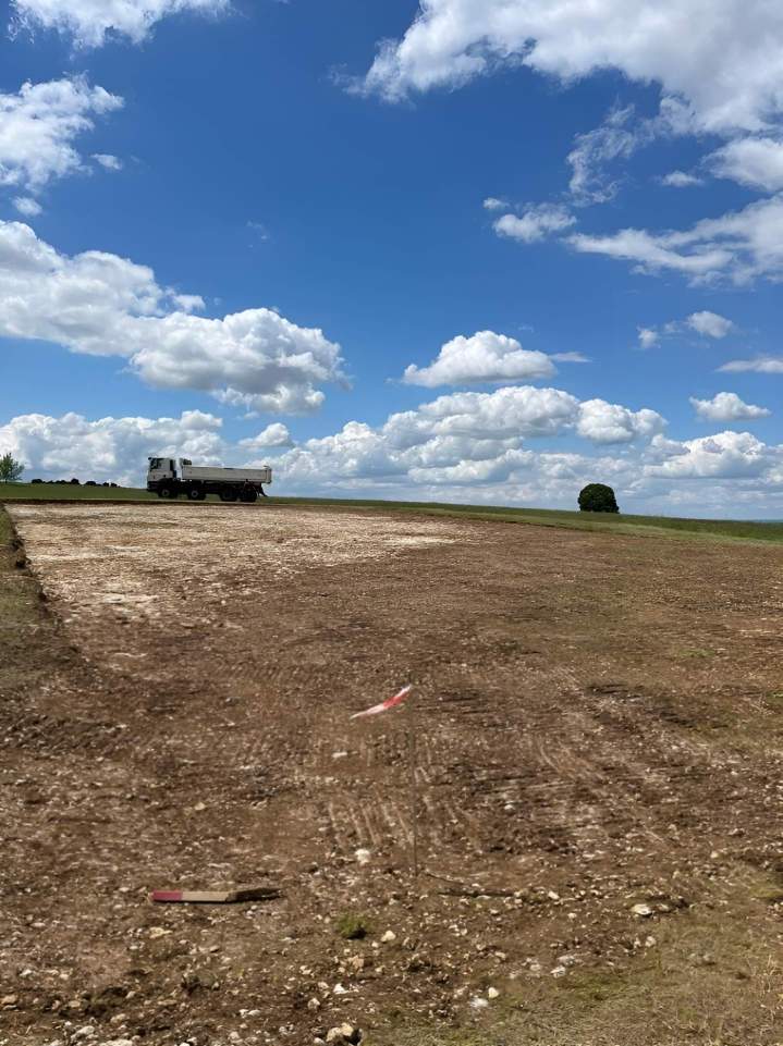 Terrain en cours de terrassement, Montayral