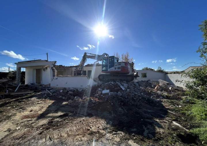 Déconstruction sécurisée de bâtiments et structures diverses